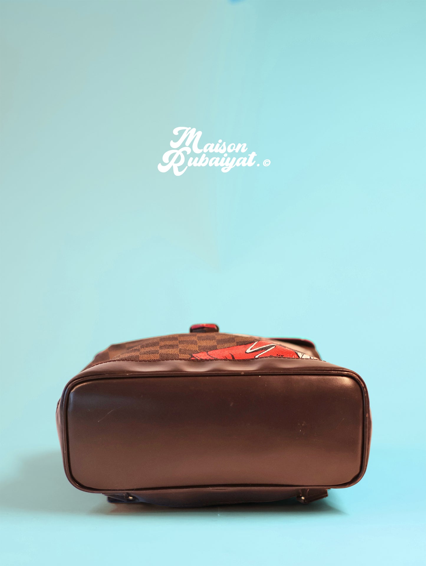 Limited Edition Louis Vuitton Damier Ebene Soho Backpack โ Statige en tijdloze luxe