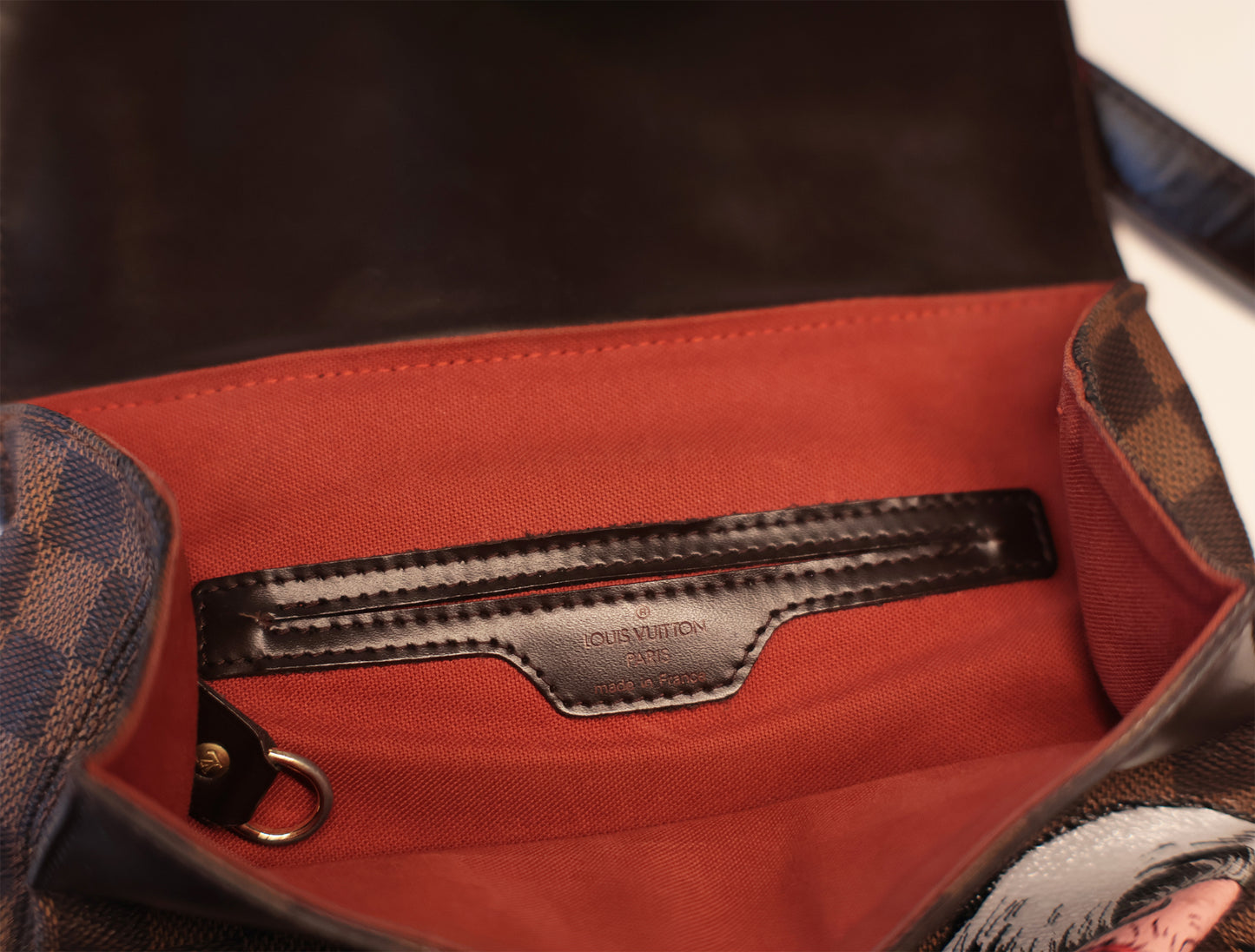 Limited Edition Louis Vuitton Damier Ebene Soho Backpack โ Statige en tijdloze luxe