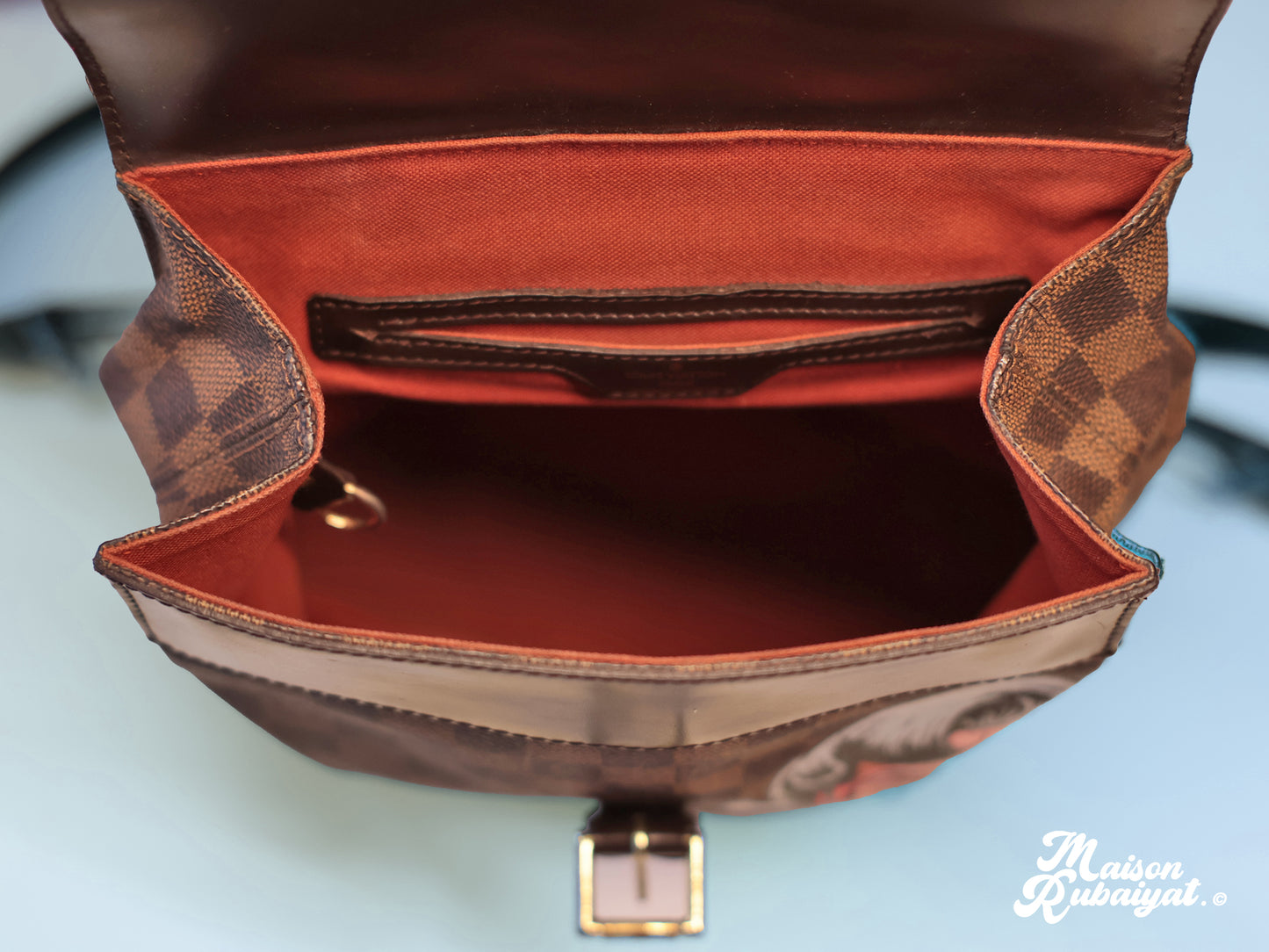 Limited Edition Louis Vuitton Damier Ebene Soho Backpack โ Statige en tijdloze luxe