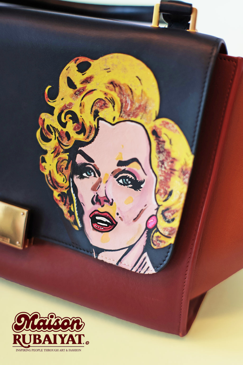 Limited Edition Céline Bag with Hand-Painted Design – Iconic Simplicity and Elegance 