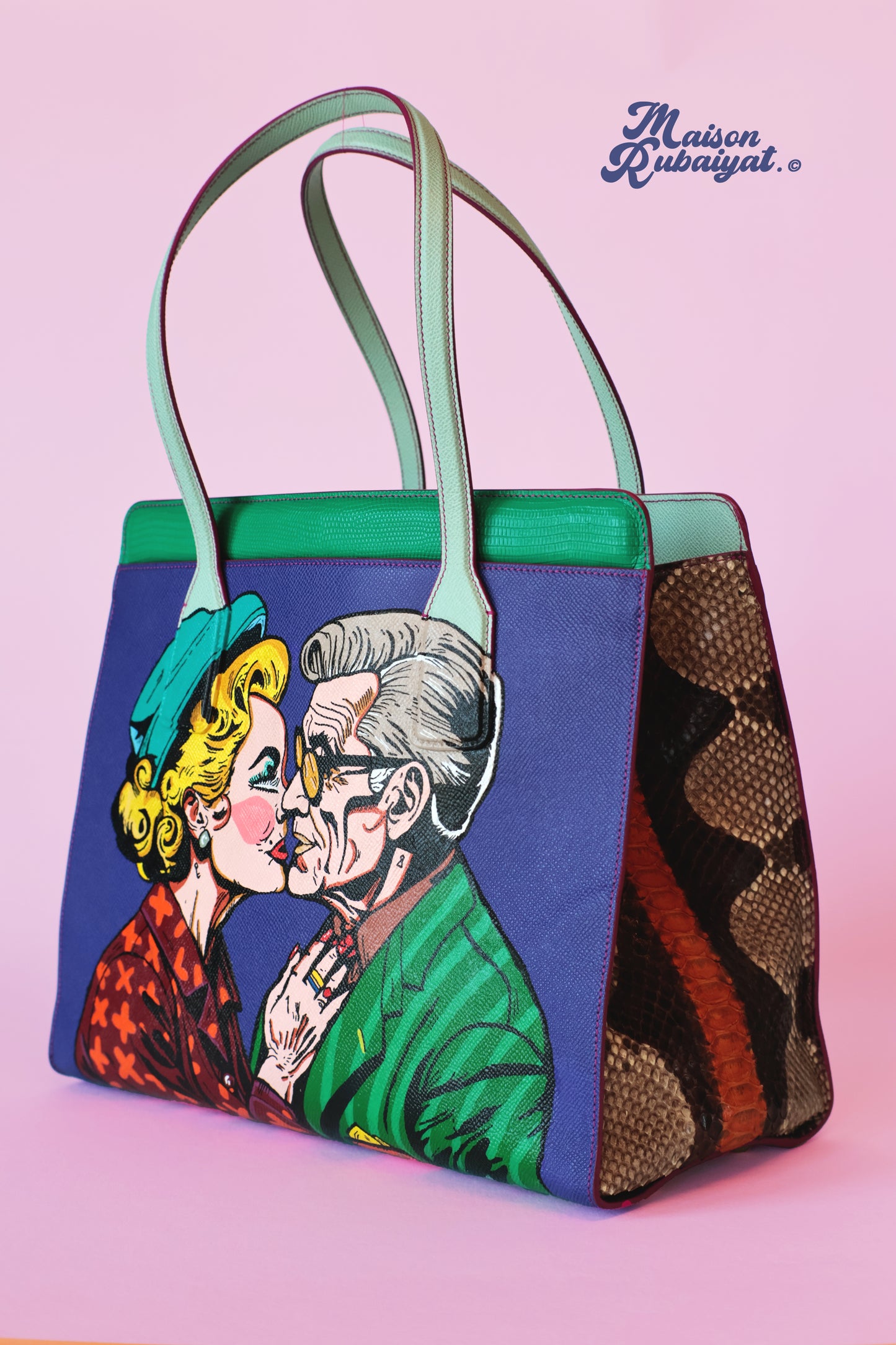 Limited Edition Dolce&Gabbana met Handgeschilderd Design – Een tijdloos verhaal