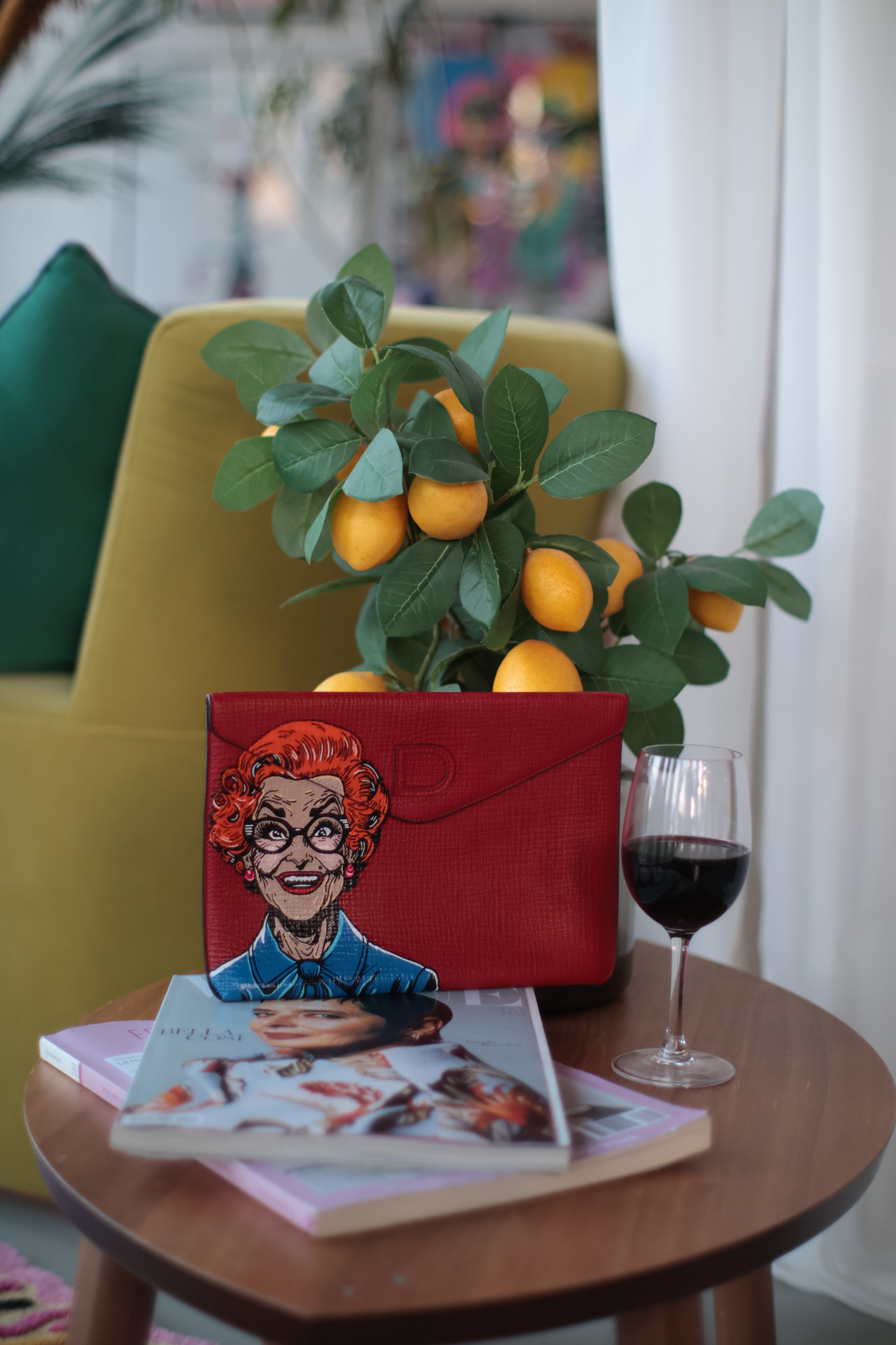 Limited Edition Delvaux Clutch with Hand-Painted Design – Timeless Luxury 