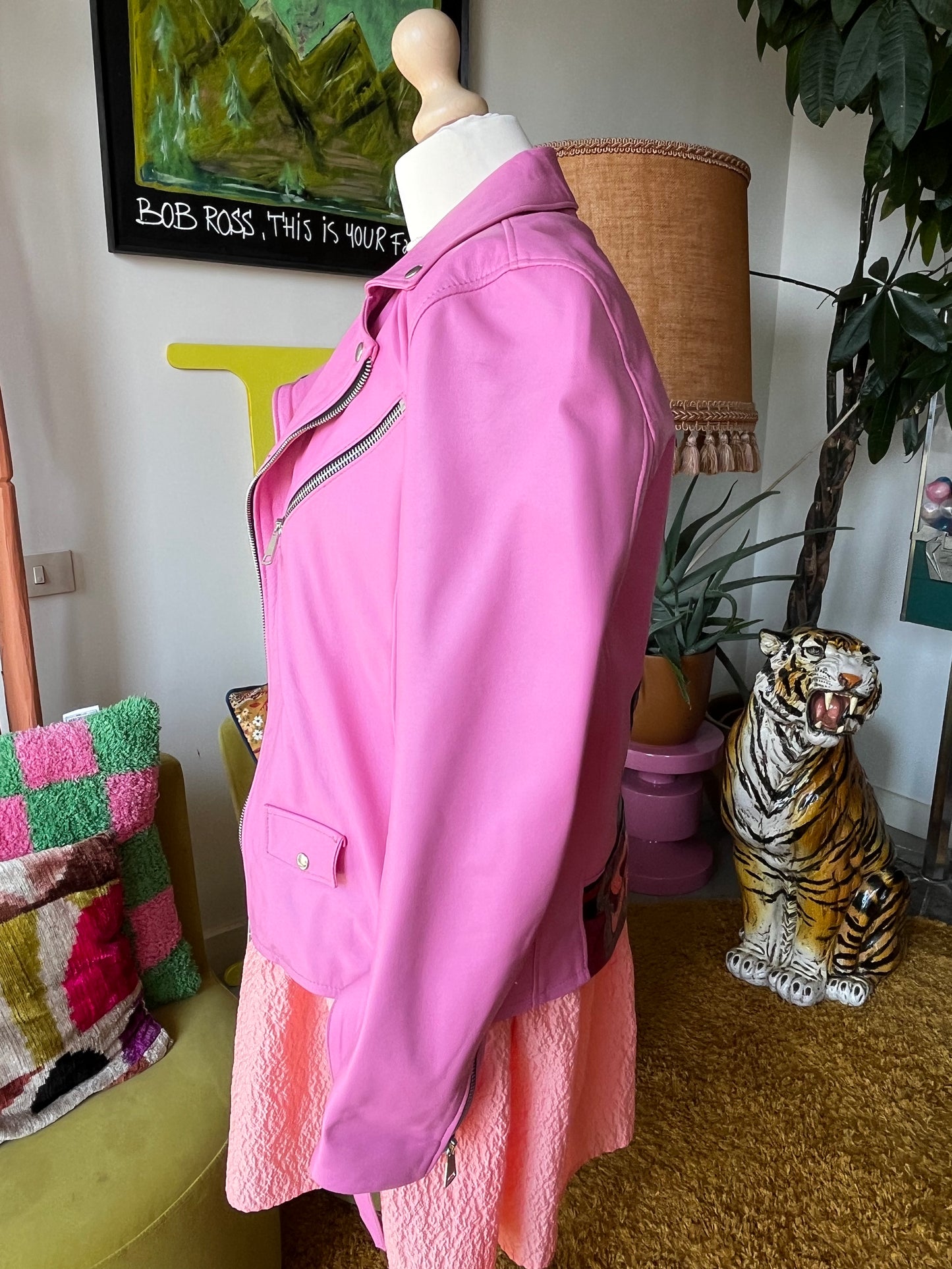 PINK LEATHER JACKET - TWIGGY